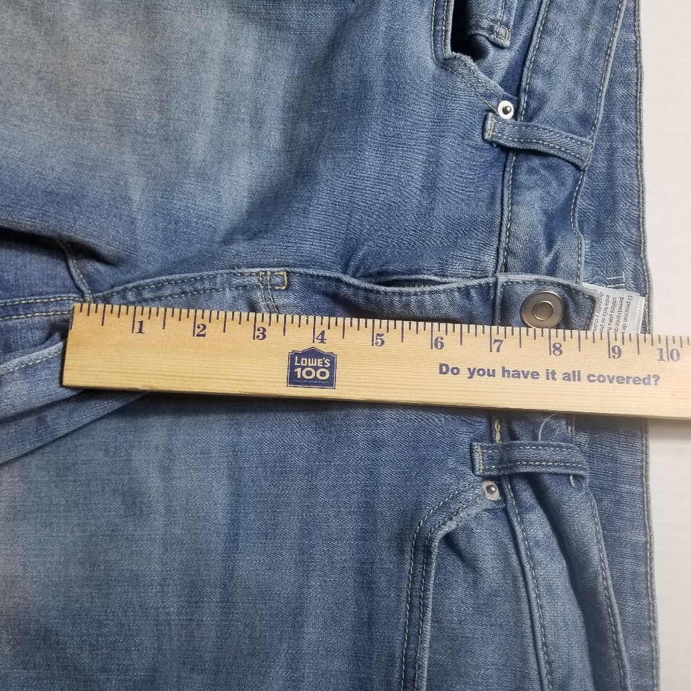 TIME AND TRU WOMEN'S DENIM MID-RISE SHORTS SIZE 14 - Picture 6 of 14